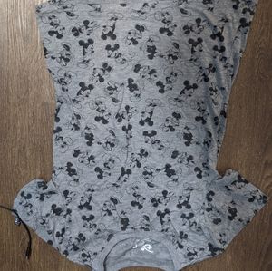 Mickey/Minnie Disney shirt